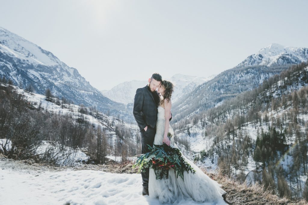 Mountain Winter elopement in the Italian Alps