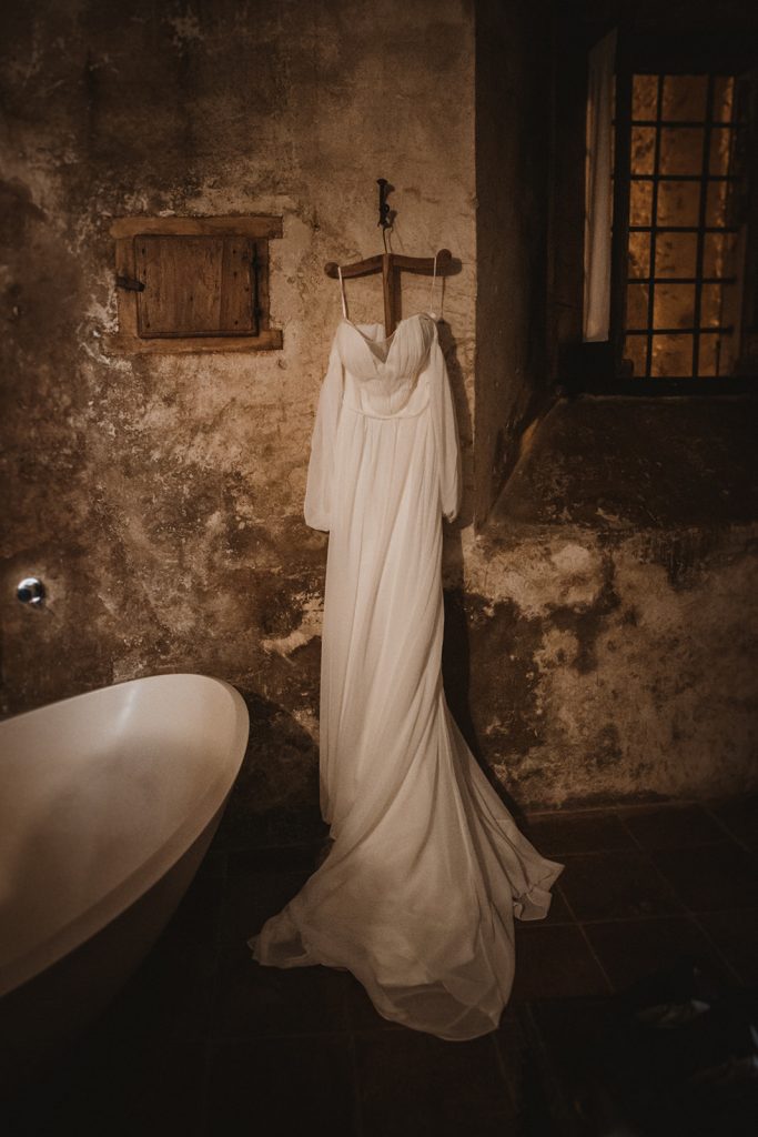 elopement at rocca calascio, abruzzo Italy