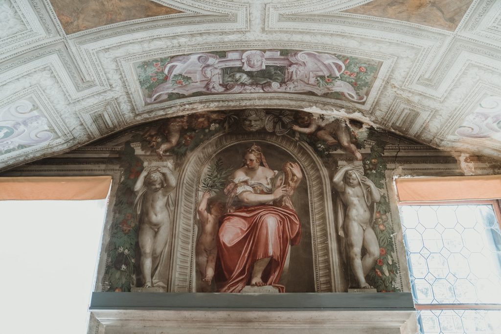 Elopement in a Palladian Villa in Vicenza