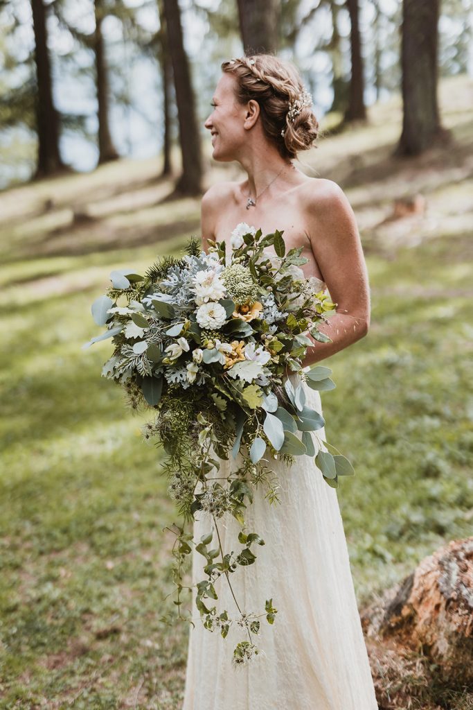 all green wedding bouquet