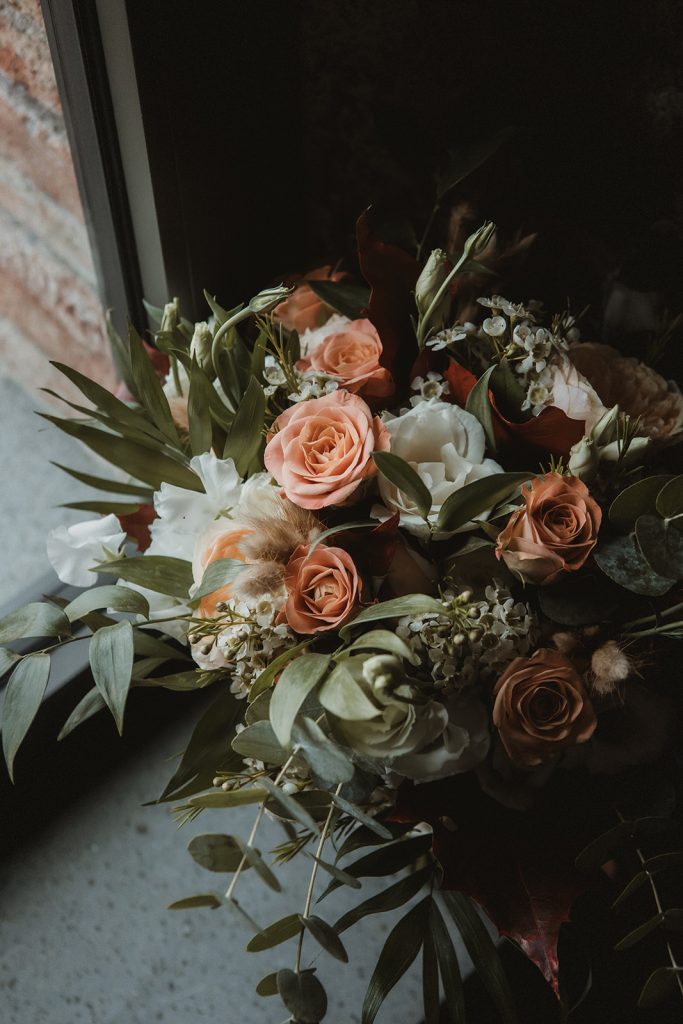 Autumn bridal bouquet ideas