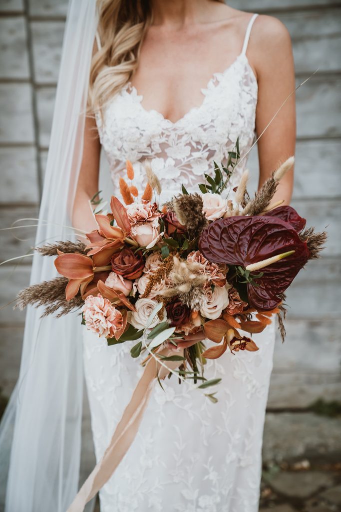 Autumn bridal bouquet ideas