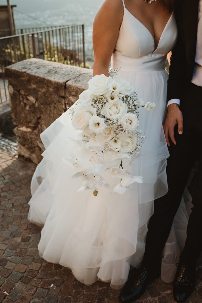 Cascading bridal bouquet ideas