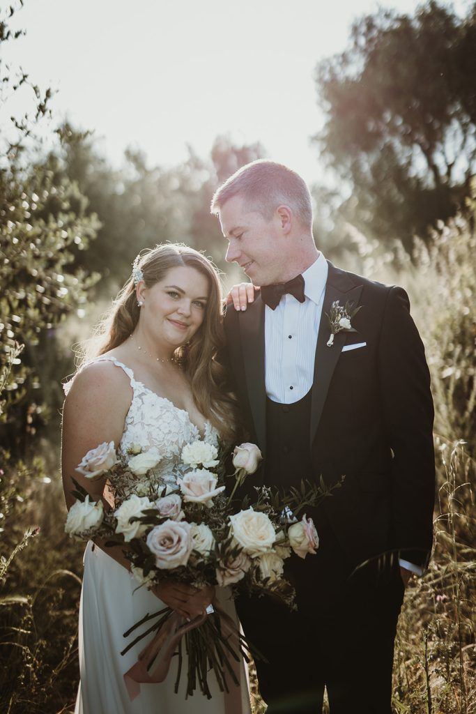 loose hand tied bouquet ideas