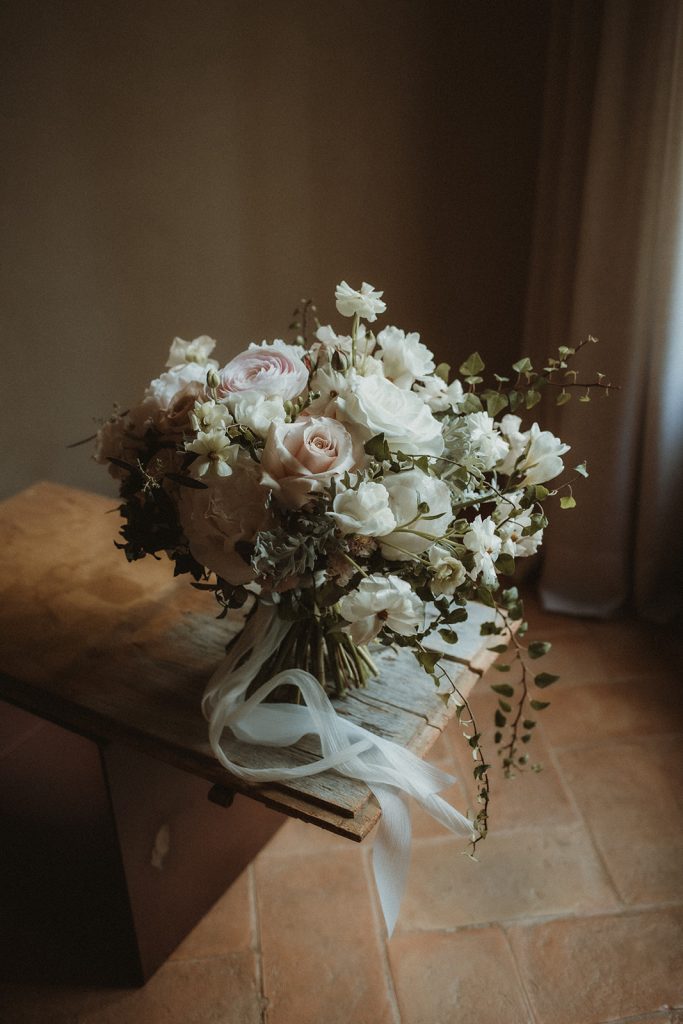 pastel colour bridal bouquet