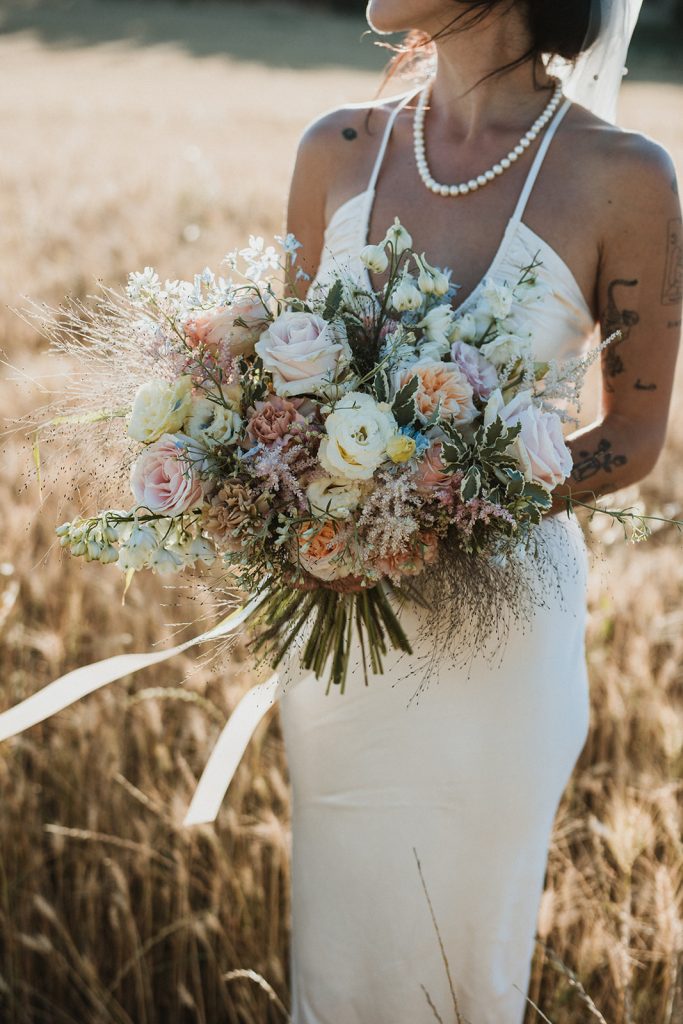 Summer bridal bouquet ideas