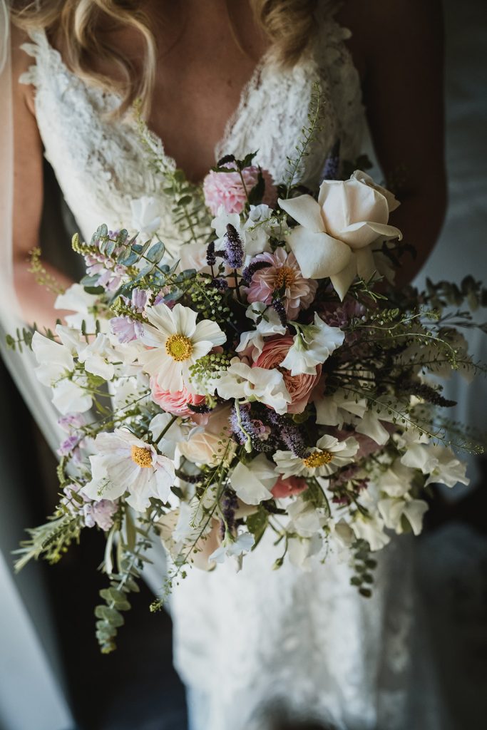 Summer bridal bouquet ideas