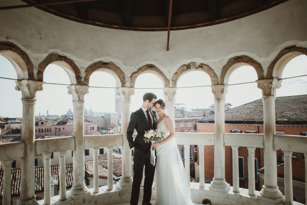 Intimate elopement at Palazzo Contarini del Bovolo, Venice